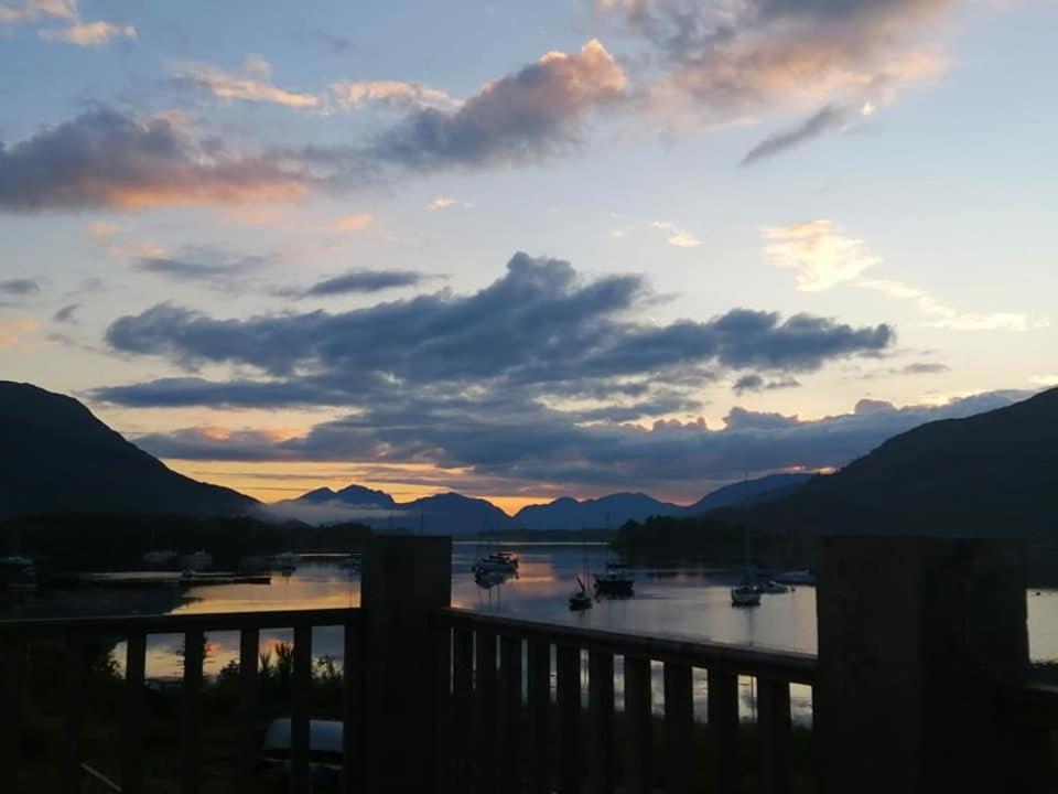 The View At Pier House Glencoe Villa Exterior photo