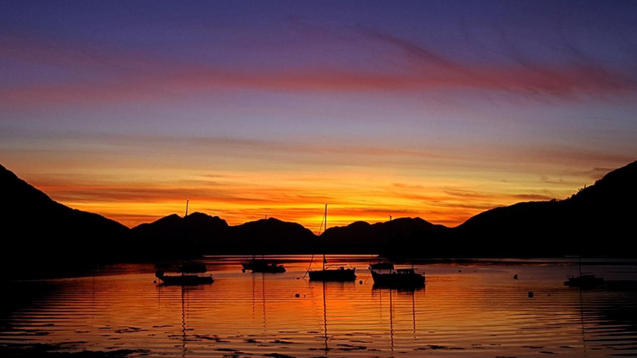 The View At Pier House Glencoe Villa Exterior photo